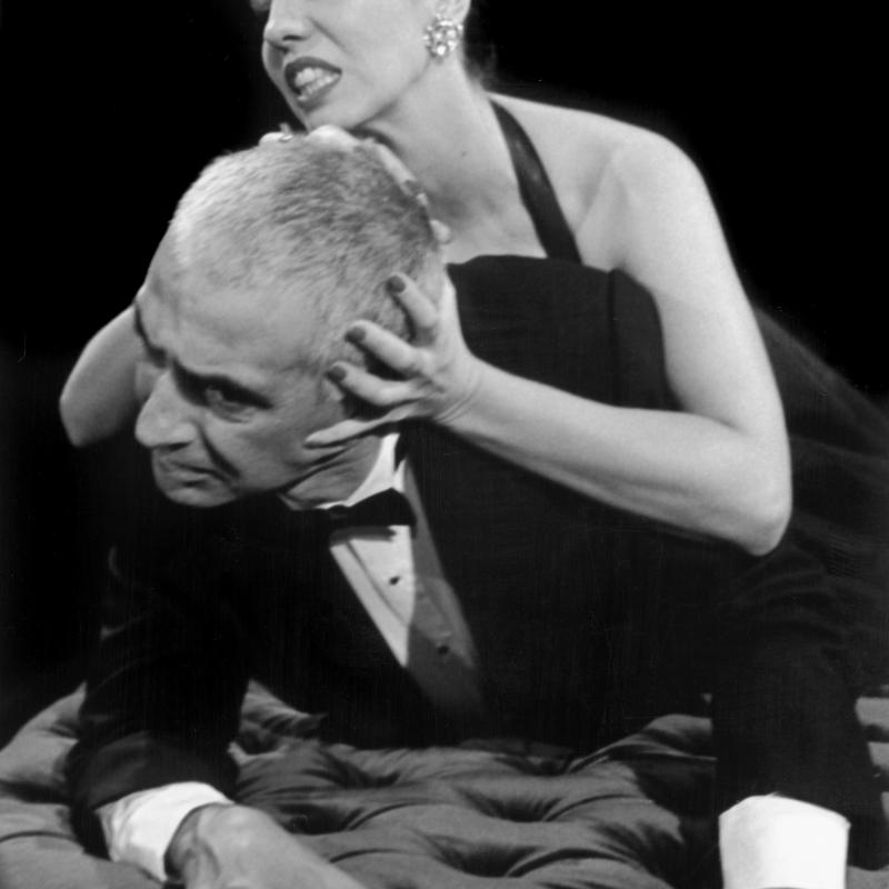 de Steven Berkoff, dirigido por Rubén Szuchmacher. Con Ingrid Pelicori, Horacio Peña.
Sala Cunill Cabanellas
