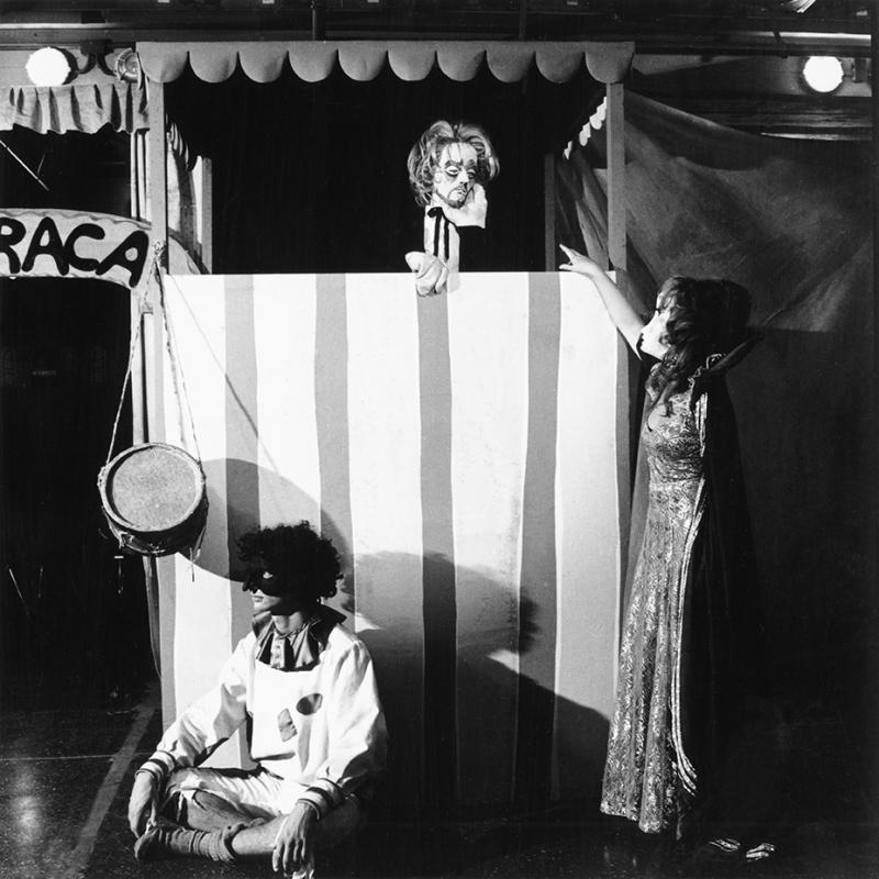 de Federico García Lorca, primera experiencia para adultos del Grupo de Titiriteros del Teatro San Martín.
Sala Cunill Cabanellas
