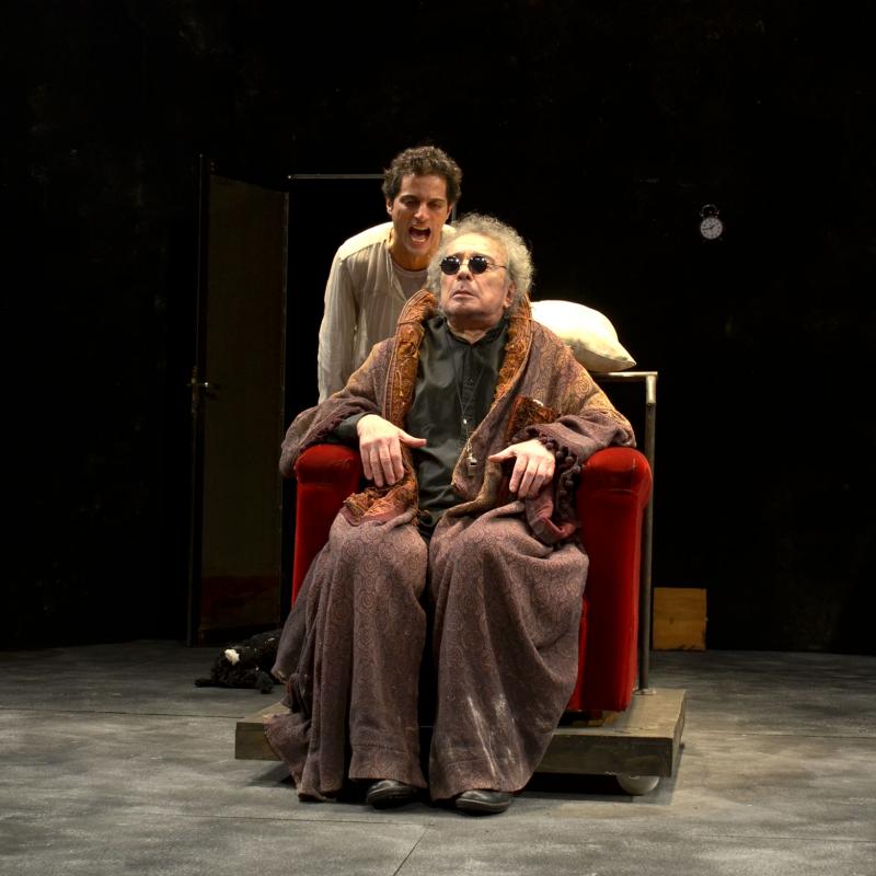 de Samuel Beckett, dirigida por Alfredo Alcón. Con Alfredo Alcón, Joaquin Furriel, Graciela Araujo y Roberto Castro. Sala Casacuberta