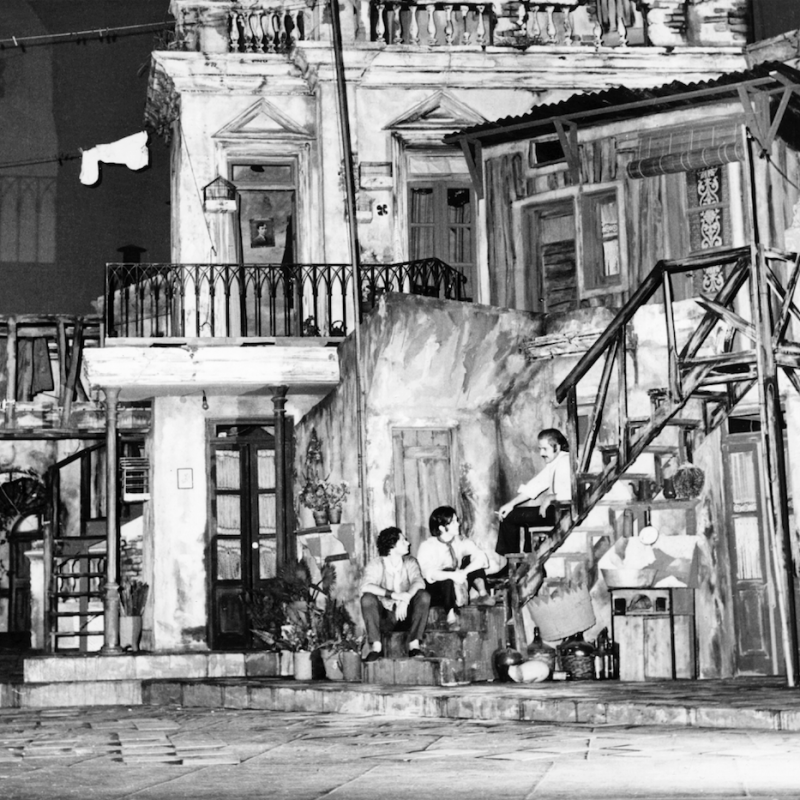 de Armando Discépolo, dirigido por Roberto Durán. Con Fernando Vegal, Osvaldo  Terranova, Luis Politti, Zelmar Gueñol, Fernanda Mistral, Roberto Mosca, Alberto Fernández de Rosa.
Sala Martín Coronado