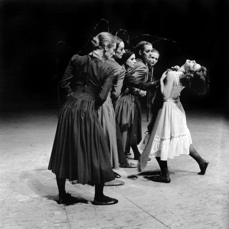 Coreografía de Ana Itelman. Dirección de Oscar Araiz. Ballet Contemporáneo del Teatro San Martín.